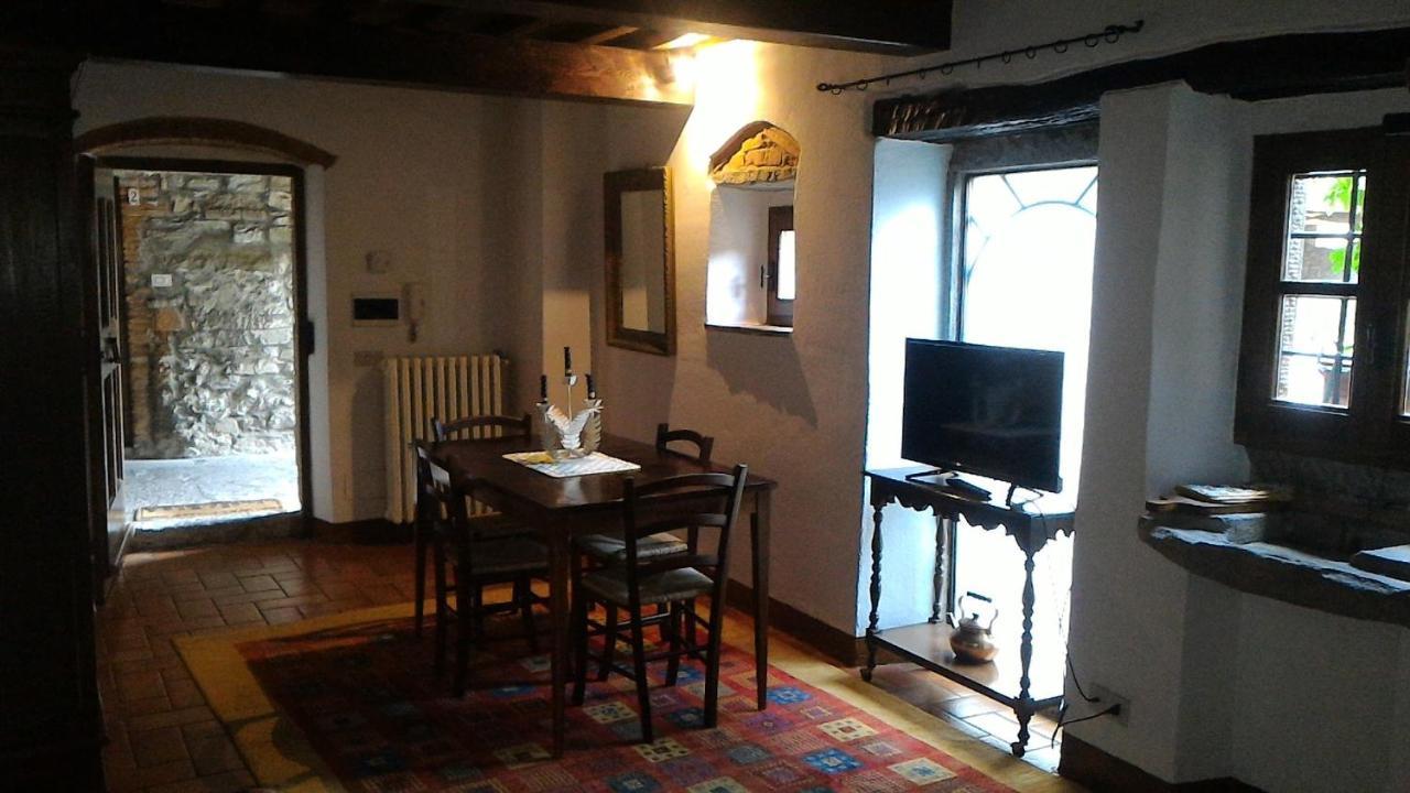 Villa La Nussa Capolona ภายนอก รูปภาพ
